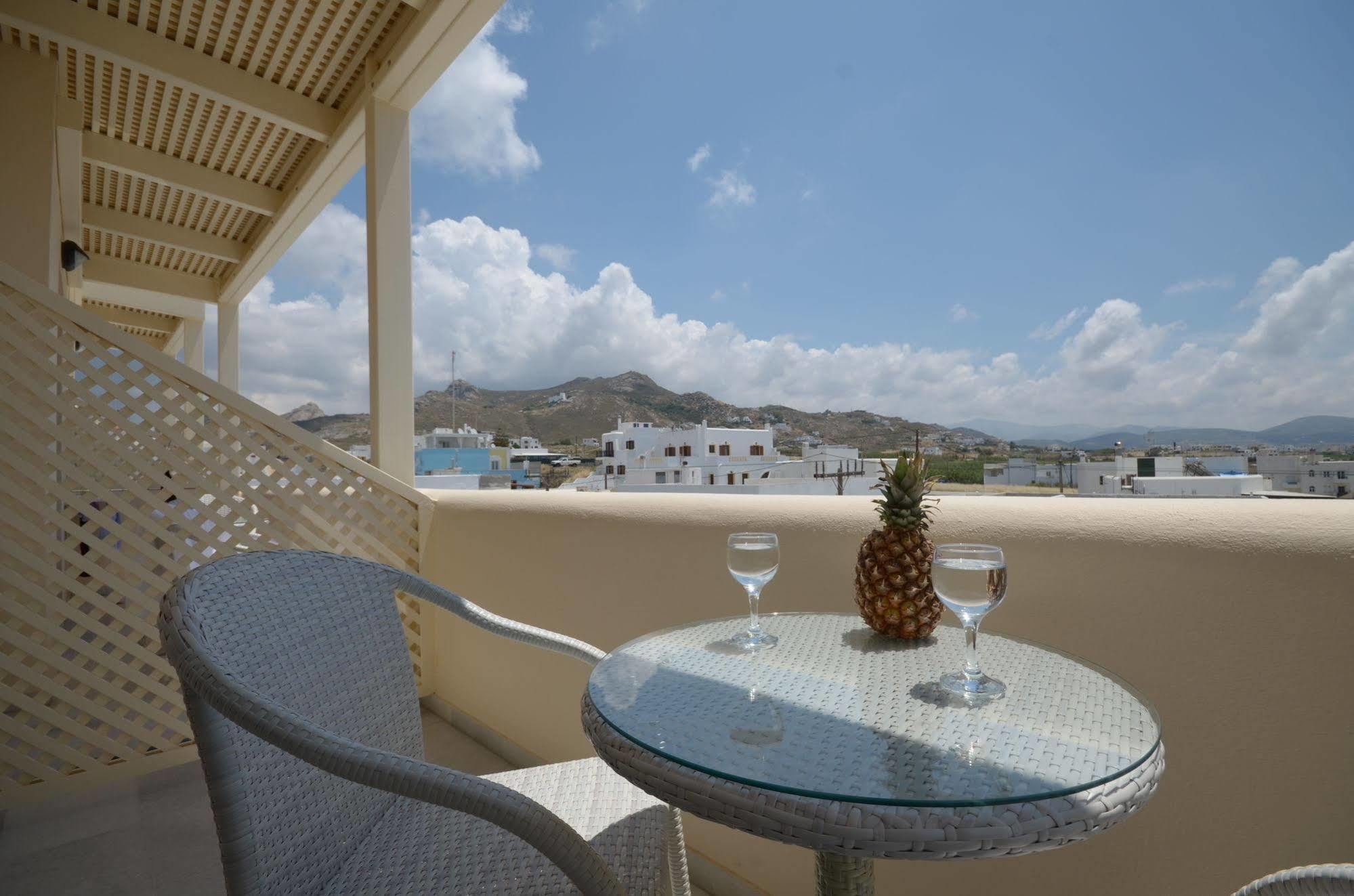 Margo Studios Naxos City Luaran gambar